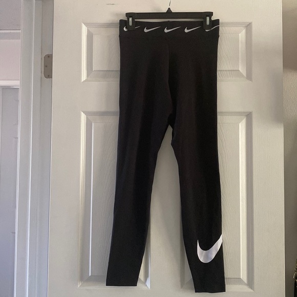 Black Nike Leggings
